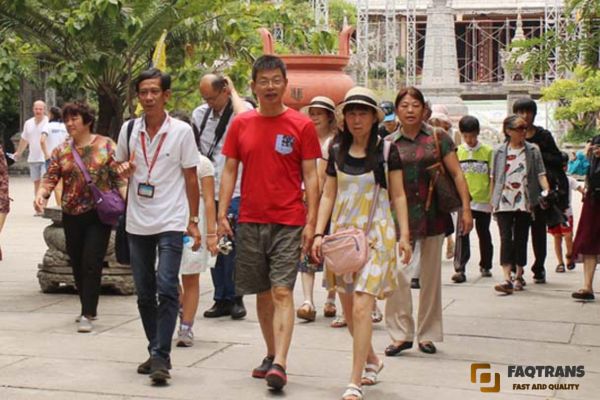 Phiên dịch du lịch tiếng Trung